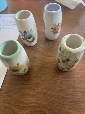 Ceramic napkin rings - Set of 4, White and Pastel Floral